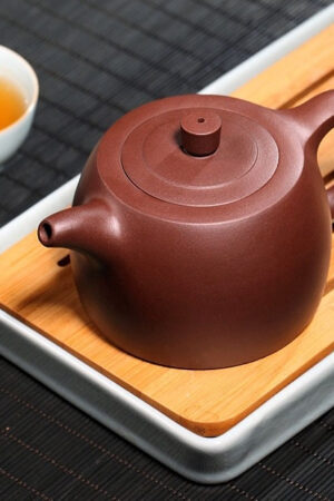 Di Cao Qing Clay Yixing Teapot - Jing Lan Hu by Wu Hong Cai 270 ml (9 oz)