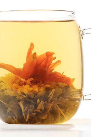 Wholesale: 1 kg (2.2 lb) 'Lily Princess' Blooming Tea with Lily and Marigold - Flowering Tea Balls
