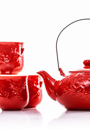 "Red Passion" New Bone China Tea Set with 4 Cups (625 ml / 21 oz)